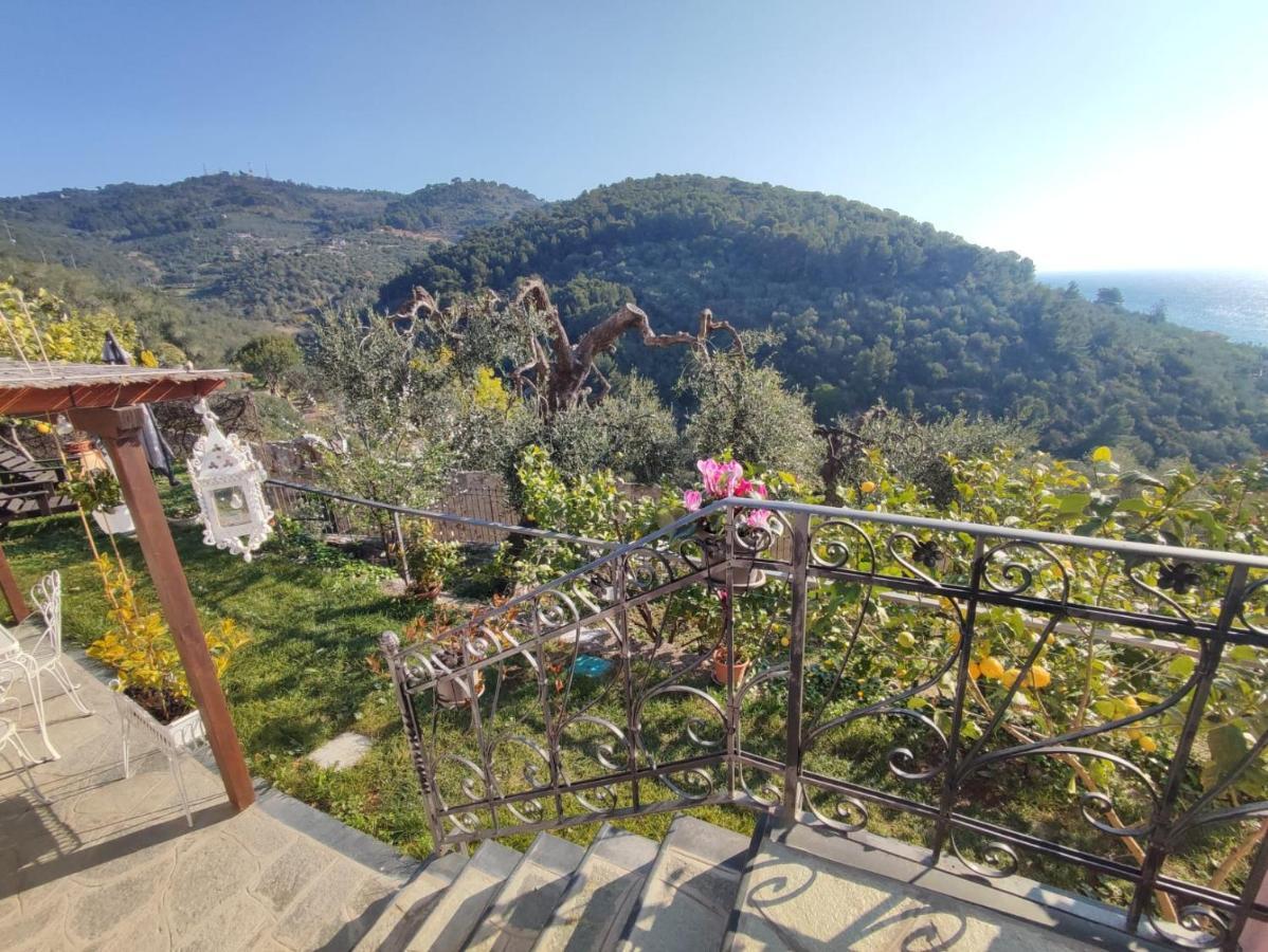 Florinda Lemon'S Suite Cervo Exterior foto