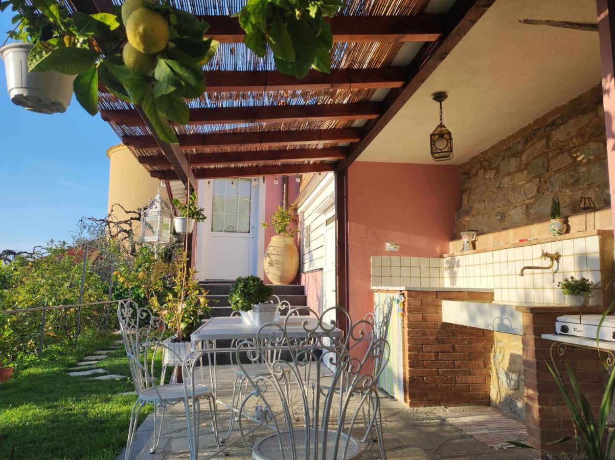 Florinda Lemon'S Suite Cervo Exterior foto